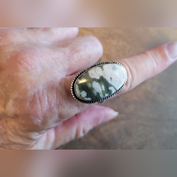 Jewelry - Artisan Silver and Green Oval Adjustable Ring